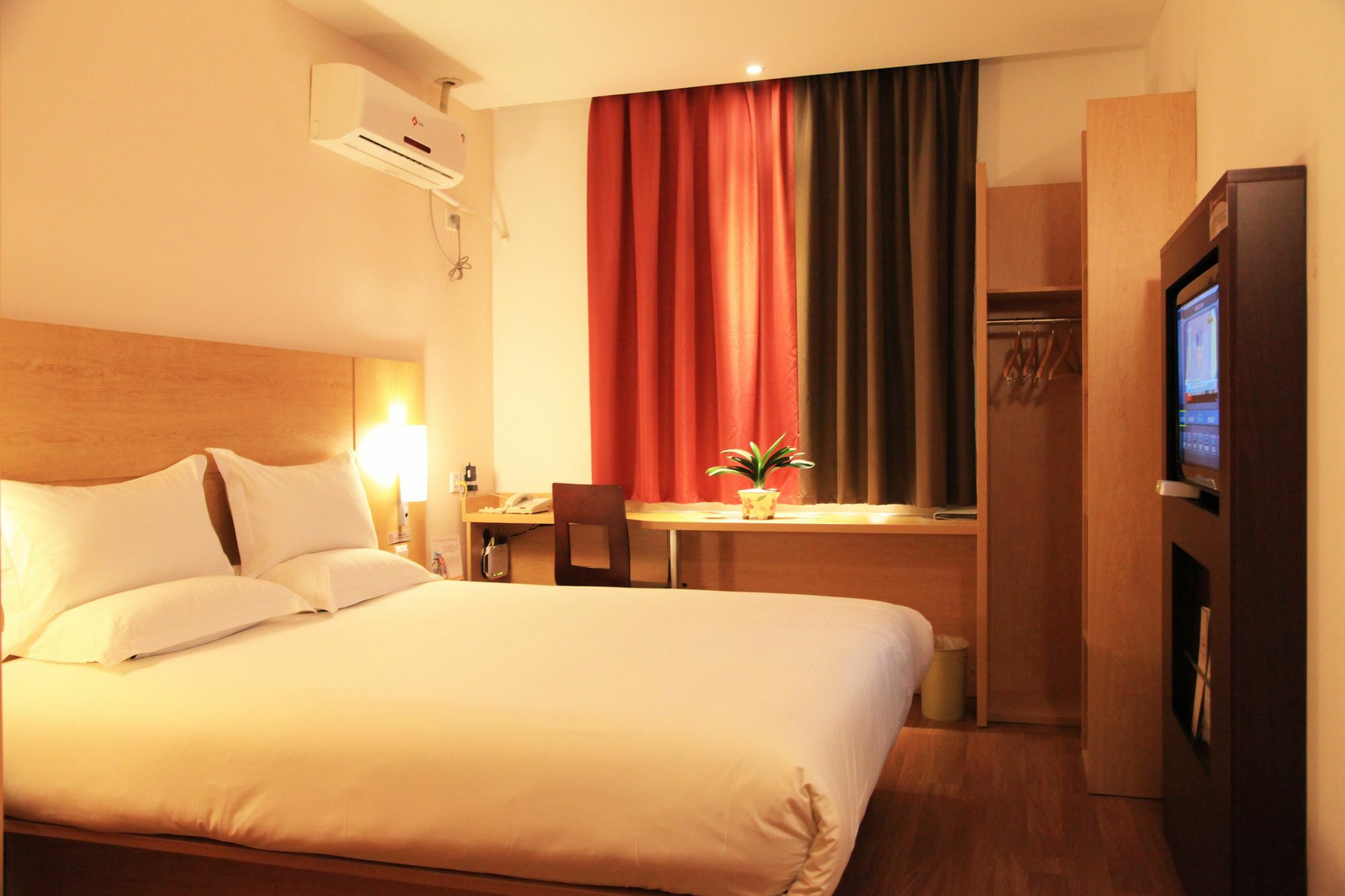 Ibis Hangzhou Huanglong Sports Center Hotel Ngoại thất bức ảnh